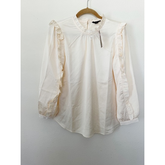 NEW J.Crew Ruffle-sleeve top in Satin Crepe Cream S - Picture 3 of 9